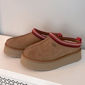 New! UGG Tazz Chestnut